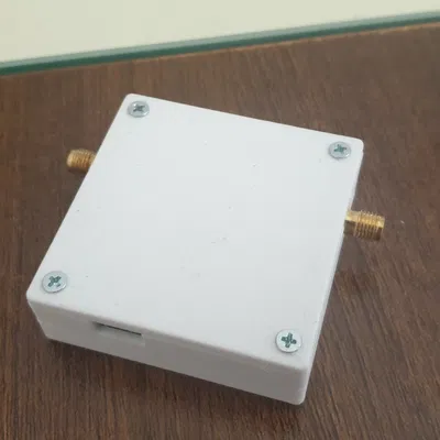 Hộp cho bộ khuếch đại tiếng ồn thấp