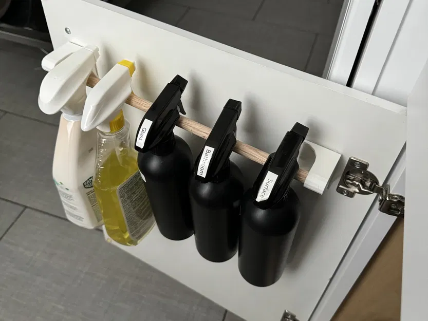 Giá đỡ chai xịt gắn cửa tủ nội thất - Image 3