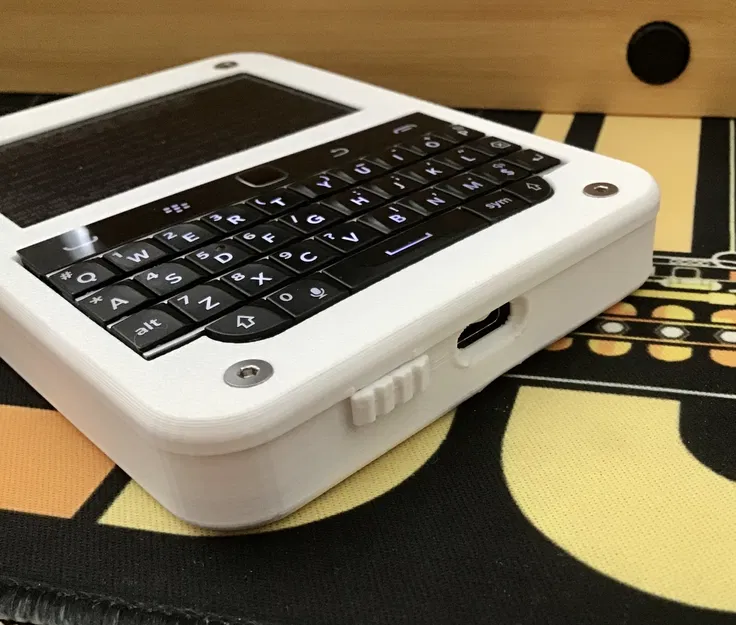 Vỏ Beepy mỏng cho Raspberry Pi với nút bên mở rộng - Image 2