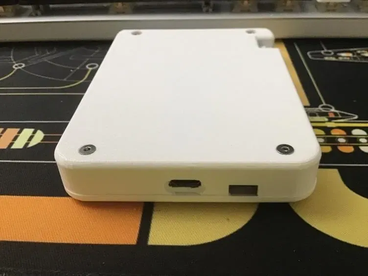 Vỏ Beepy mỏng cho Raspberry Pi với nút bên mở rộng - Image 3