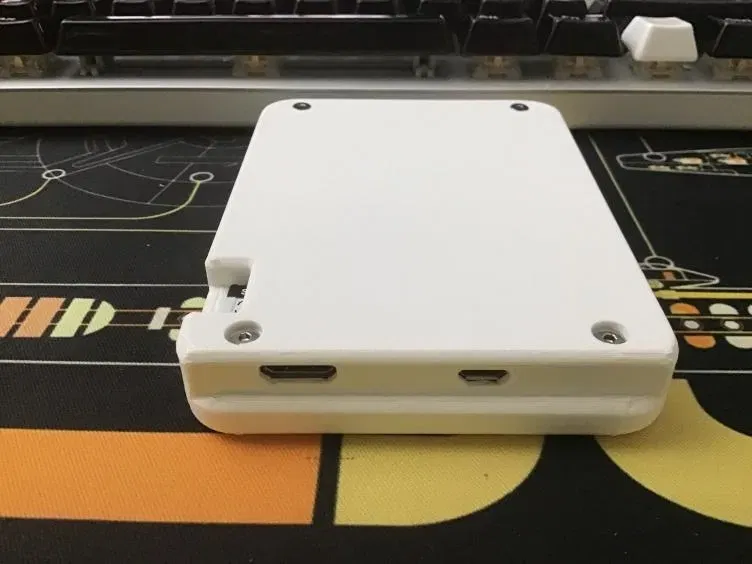 Vỏ Beepy mỏng cho Raspberry Pi với nút bên mở rộng - Image 4