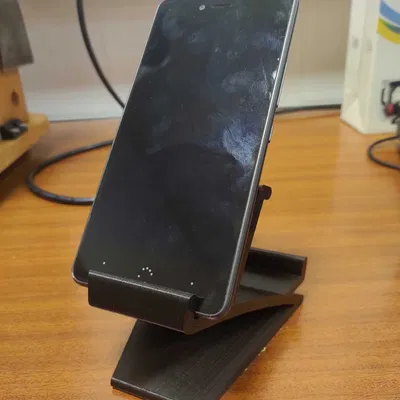 Giá đỡ smartphone đa năng cho máy in 3D