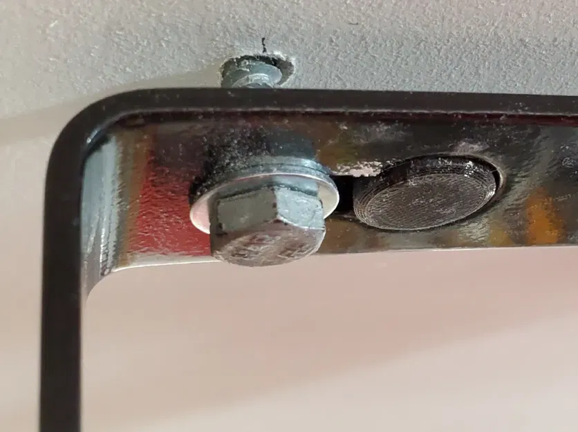 Khóa giữ cho thiết bị gắn lỗ khóa theo chiều ngang - Image 1