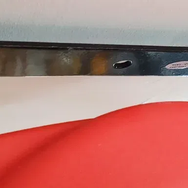 Khóa giữ cho thiết bị gắn lỗ khóa theo chiều ngang