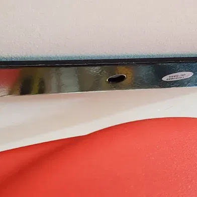 Khóa giữ cho thiết bị gắn lỗ khóa theo chiều ngang