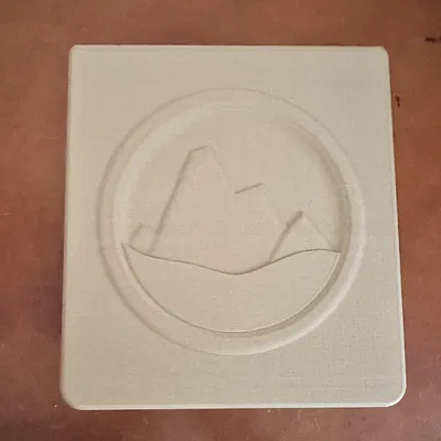 Hộp có nắp trượt in sẵn với họa tiết núi