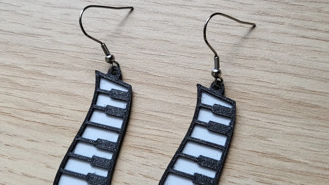 Bông tai hình cây đàn piano đơn giản - Image 1