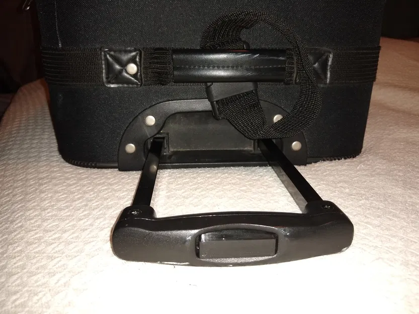 Nút bấm thay thế cho vali American Trunk and Case - Image 2