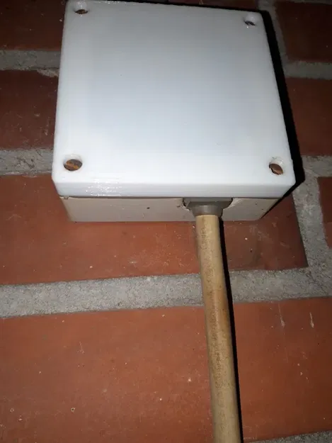 Nắp thay thế cho hộp phân phối cũ kích thước 91 x 91 mm - Image 1