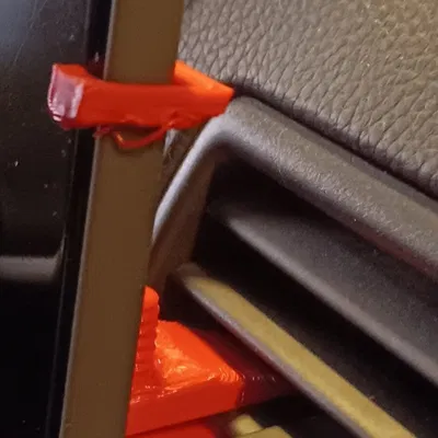 Giá đỡ điện thoại vặn trên ô tô