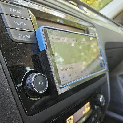 Giá đỡ điện thoại thẻ SD cho Škoda Rapid