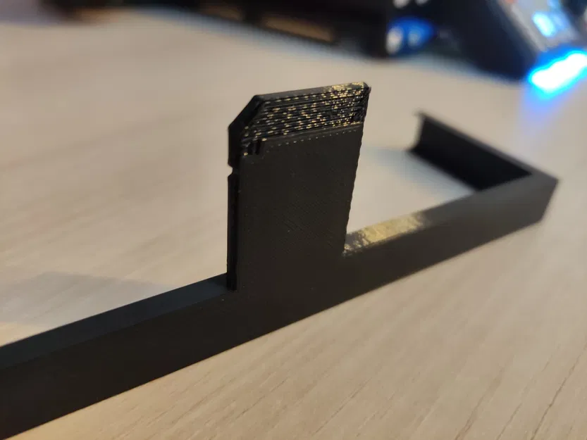 Giá đỡ điện thoại thẻ SD cho Škoda Rapid - Image 10