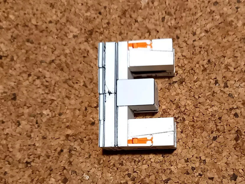 Nhân vật chim đại bàng với tên gọi bí ẩn - Image 2