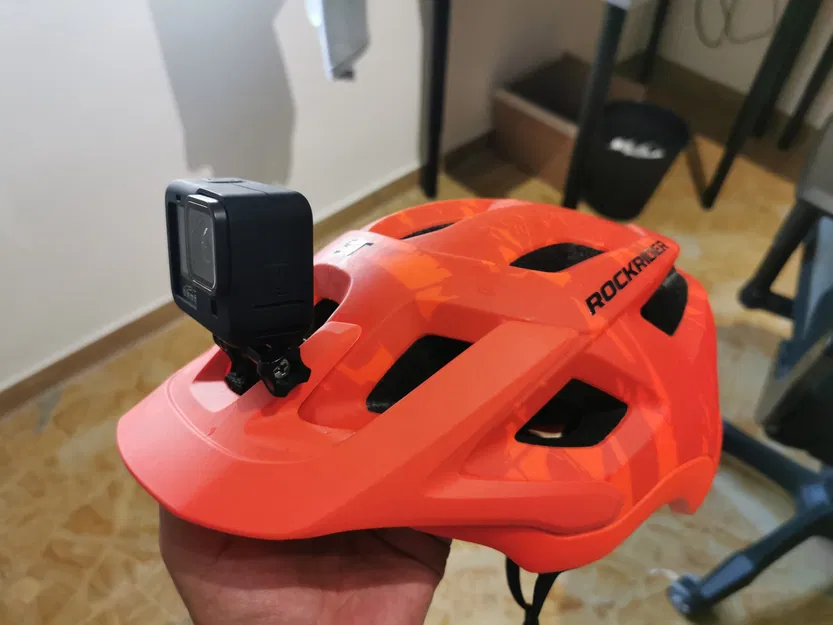 Giá đỡ camera GoPro cho mũ bảo hiểm Rockrider của Decathlon - Image 1