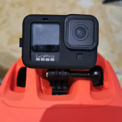 Giá đỡ camera GoPro cho mũ bảo hiểm Rockrider của Decathlon