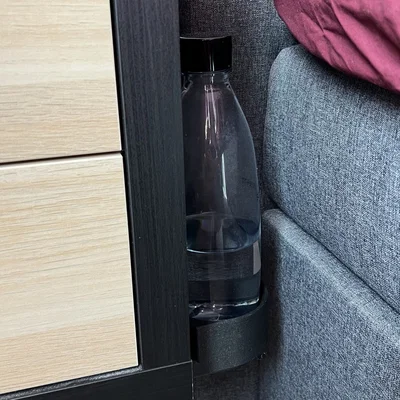 Giá đỡ chai SodaStream Fuse 1l bên giường Kallax