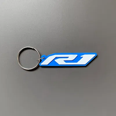 Móc khóa thương hiệu Yamaha R1 với thiết kế đơn giản