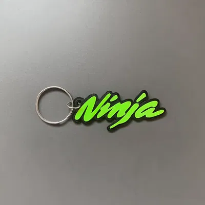 Móc khóa thương hiệu Kawasaki Ninja in 3D với thiết kế đơn giản