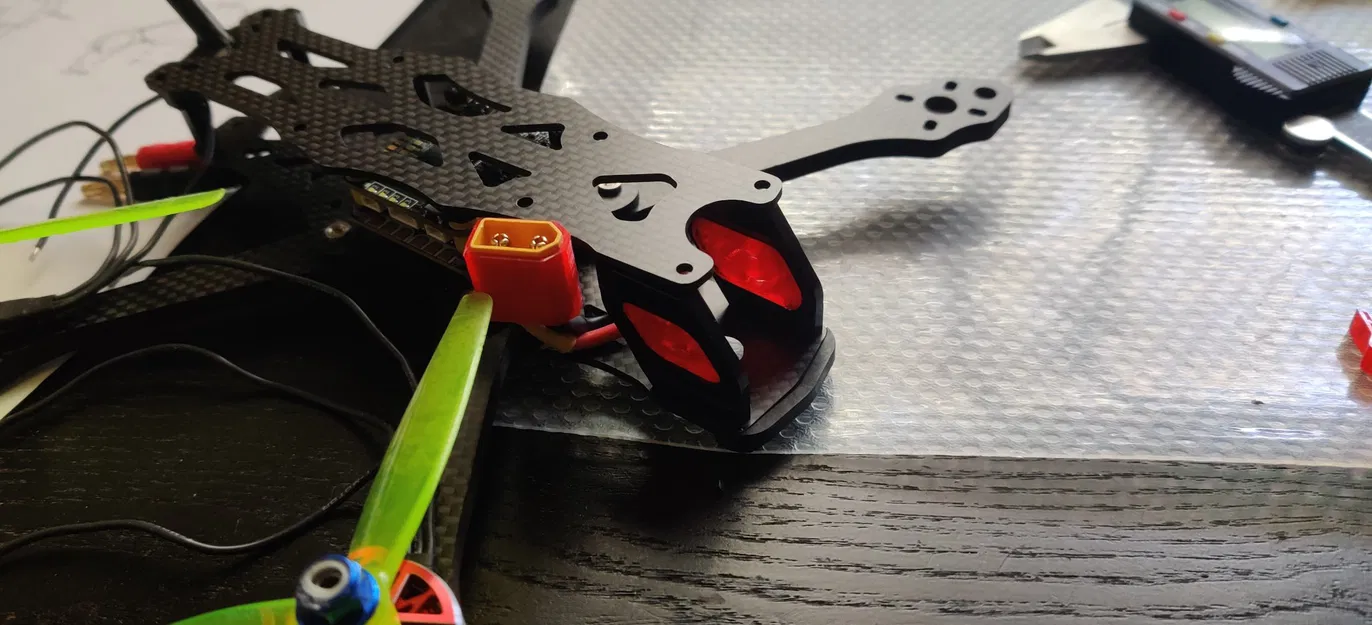 Giá đỡ Hex cho XT60/XT60H từ ImpulseRC Apex EVO - Image 2