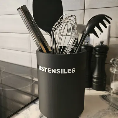 Nồi đựng dụng cụ nhà bếp hiện đại và tiện lợi