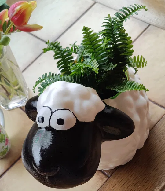 Chậu cây hình cừu 140mm với file STL nguyên khối - Image 1