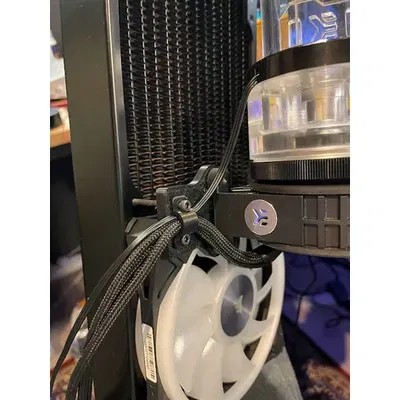 Bộ chuyển đổi EKWB D5 sang quạt 140mm