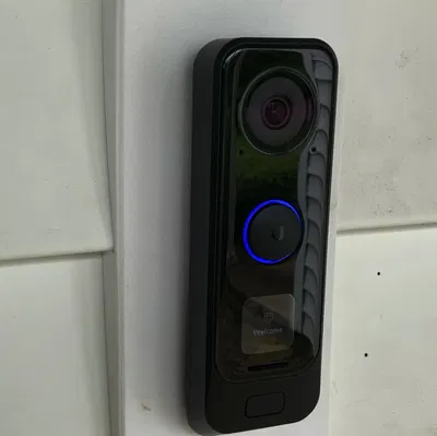 Khối gắn cho siding vinyl để lắp chuông cửa