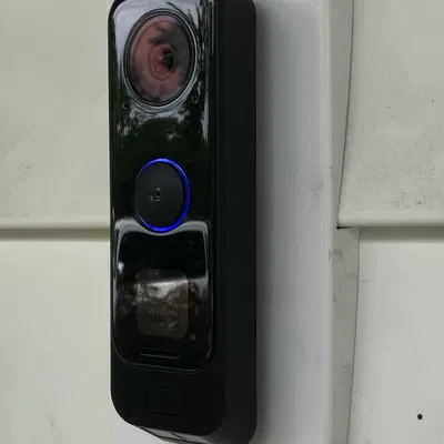 Khối gắn cho siding vinyl để lắp chuông cửa