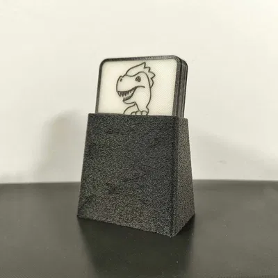 Giá đỡ danh thiếp đơn giản với lớp da nhung