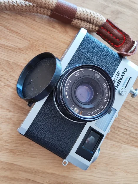 Nắp đậy ống kính cho máy ảnh Olympus 35 RC Zuiko 42/2,8 - Image 2