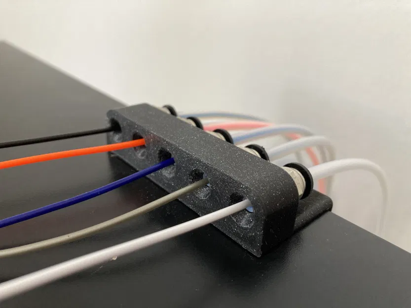 Giá đỡ ống PTFE cho Prusa MMU2S với ốc vít - Image 1