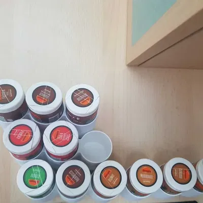 Giá đỡ gia vị Ostmann gắn tường với băng dính đôi