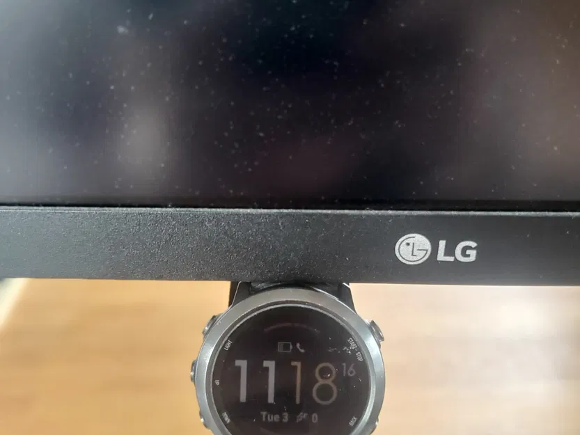 Giá đỡ đồng hồ gắn màn hình LG 32UN88A - Image 1