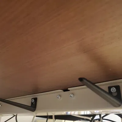 Giá đỡ bàn phím dưới bàn IKEA IDÅSEN