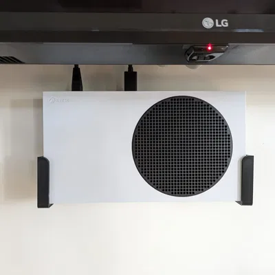 Giá đỡ tường cho Xbox Series và tay cầm điều khiển