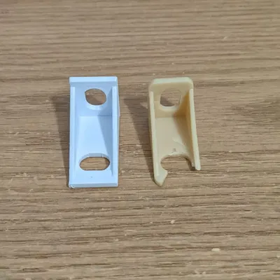 Giá đỡ L thay thế cho ngăn kéo bàn cũ