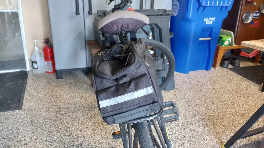 Kẹp đèn xe đạp phía sau đa năng cho giá đỡ xe - Image 7