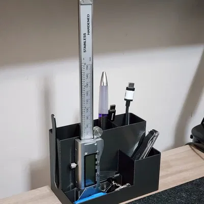 Giá đỡ bút và thước kẹp cho bàn làm việc
