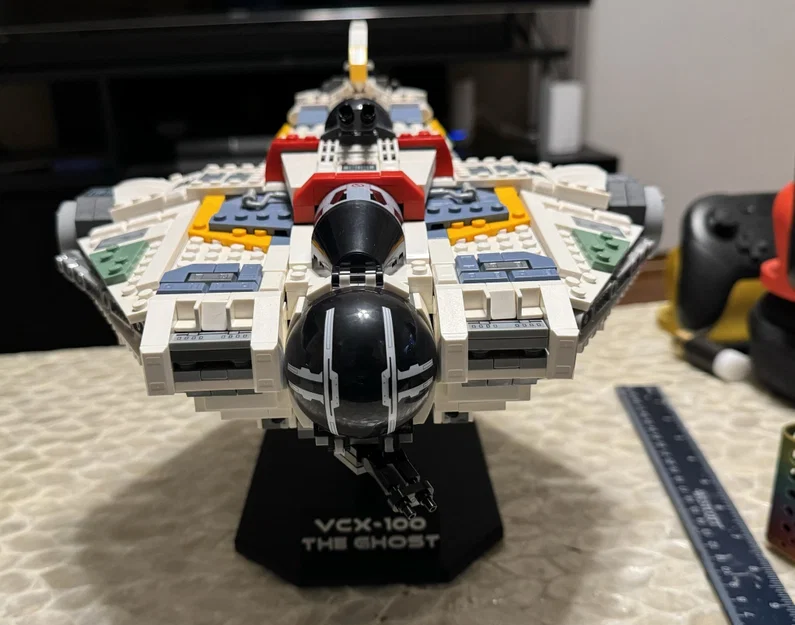 Giá đỡ cho tàu ma Ghost trong Lego Star Wars 2023 - Image 2