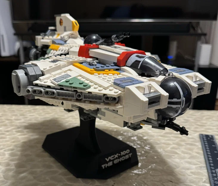 Giá đỡ cho tàu ma Ghost trong Lego Star Wars 2023 - Image 3