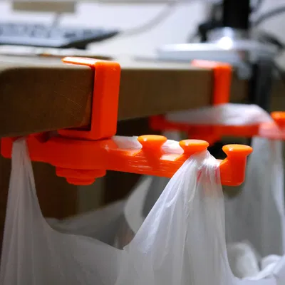 Giá đỡ túi rác thân thiện với môi trường cho bàn làm việc