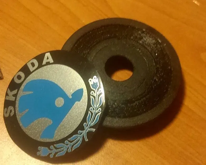 Nắp trung tâm bánh xe cho Skoda Octavia 1Z - Image 1