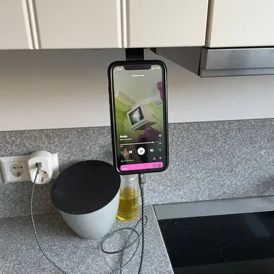 Giá đỡ điện thoại Quad Lock cho tủ bếp Metod