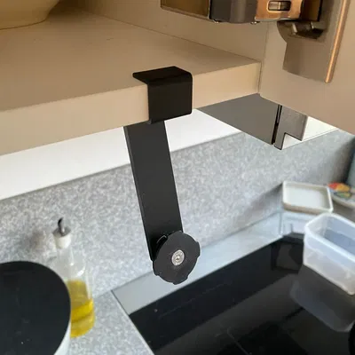 Giá đỡ điện thoại Quad Lock cho tủ bếp Metod