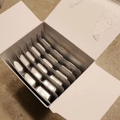 Hộp đựng kẹo cao su tiện lợi cho từng miếng