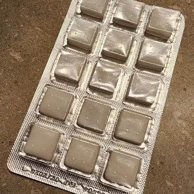 Hộp đựng kẹo cao su tiện lợi cho từng miếng