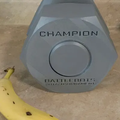 Đai ốc và bu lông trong cuộc thi Battlebots 2016