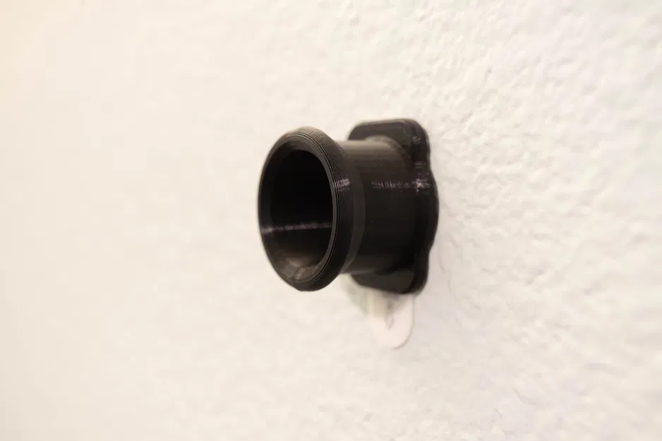 Giá treo tường đơn giản với băng dính Command - Image 1