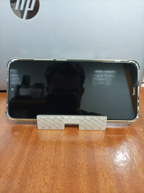 Giá đỡ điện thoại tích hợp cổng sạc trong OpenSCAD - Image 6