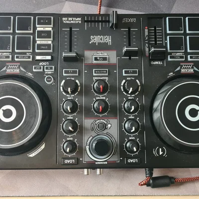 Chân đế lựa chọn cho Hercules Inpulse 200 Feet